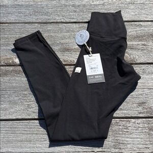 VUORI AllTheForm Legging size XXS BLACK NWT